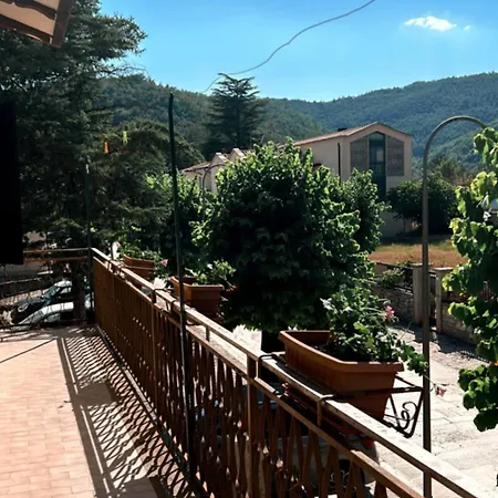 Semesterbostad I Tigli Sellano